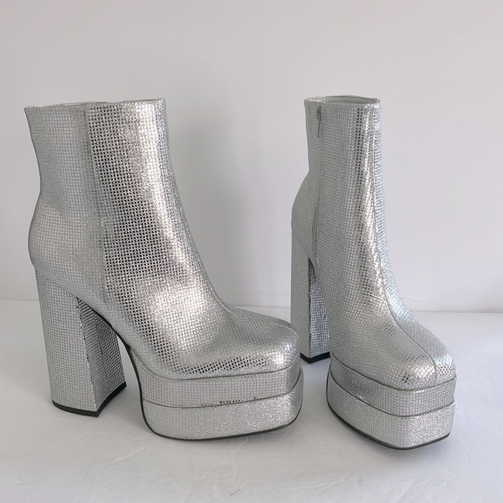 SHOE DAZZLE Silver Platform Ankle Chunky Heel Boots Rhinestone Shoes Size 6.5 - Picture 9 of 12
